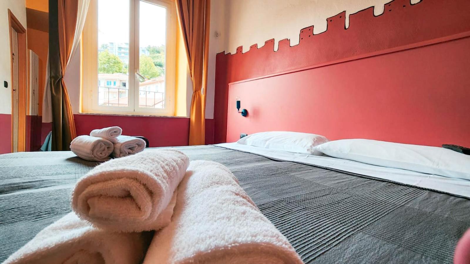 Hotel Bello By Ostello Bello Finale Ligure Εξωτερικό φωτογραφία